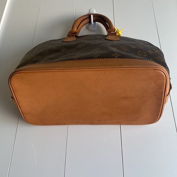 Louis Vuitton Monogram ALMA PM SATCHEL BAG ~💯  Authentic - Picture 12 of 16